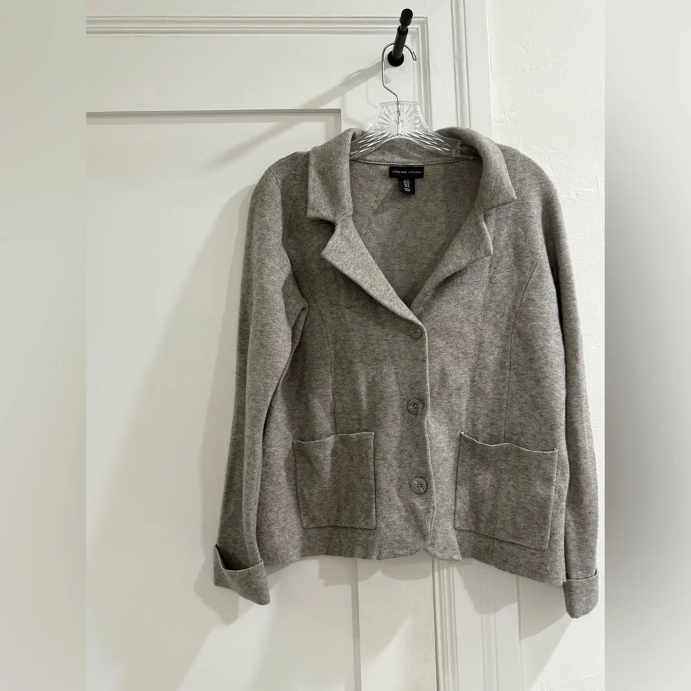 NWOT Adrienne Vittadini heather gray knit blazer (good condition)